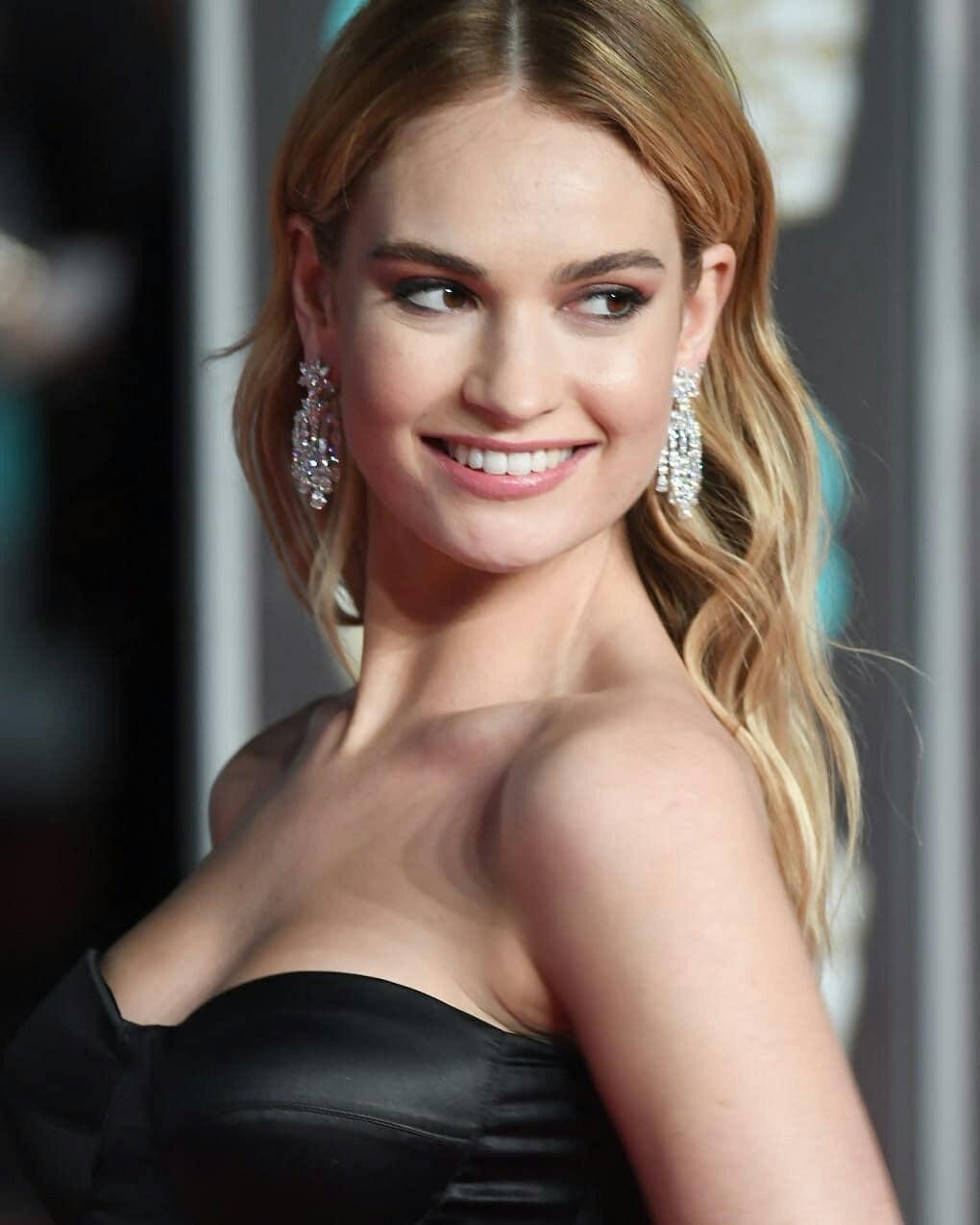 Lily James - Famous Nipple