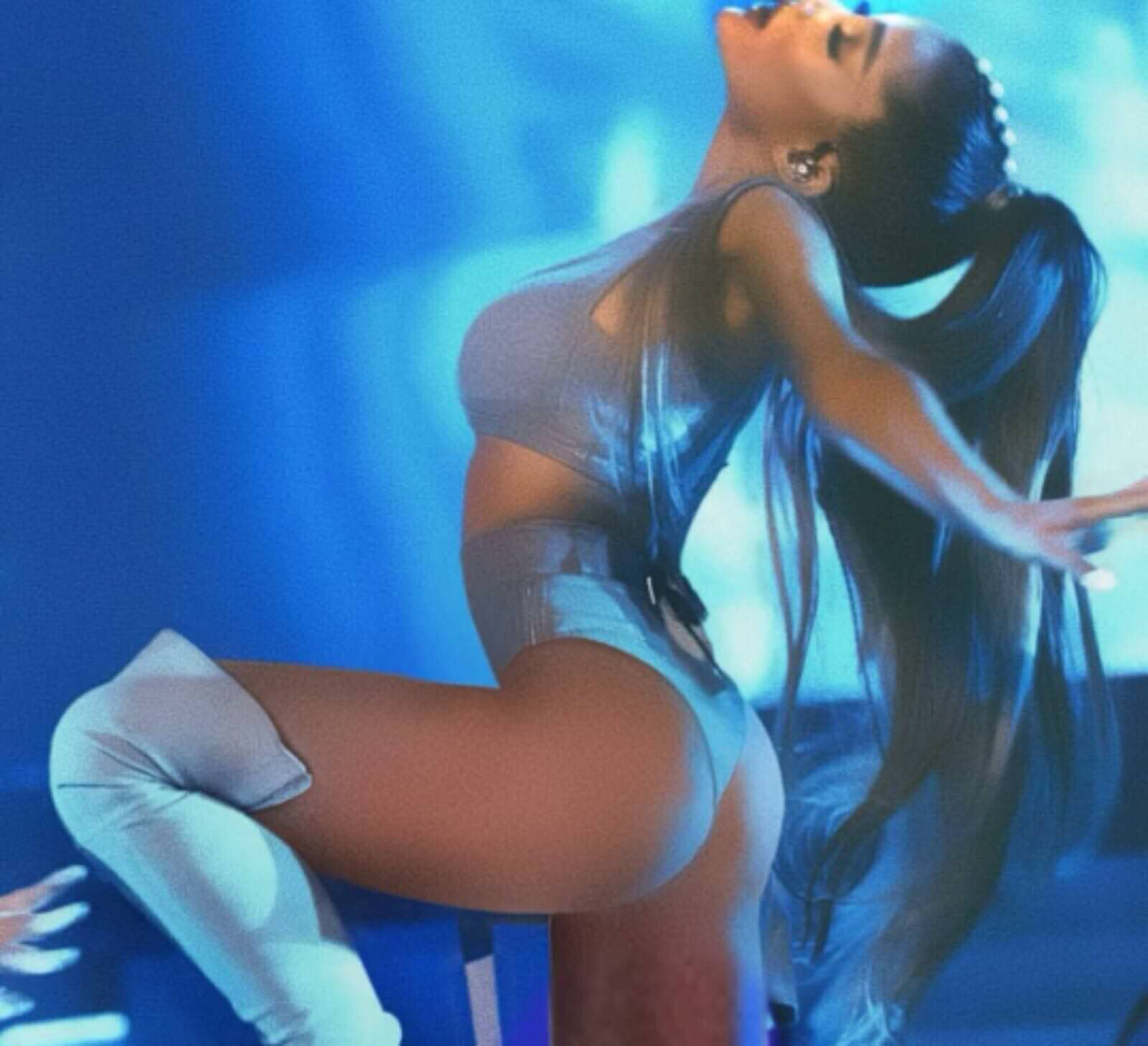 Ariana Grande Ass In Sexy Spandex.