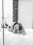 Smile – Hotel Mirror Selfie