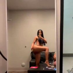 Cardi B Disproving Fake Nudes On Instagram.