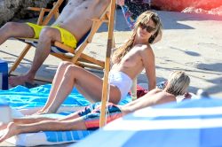 Heidi Klum – Topless In Capri