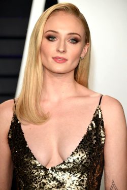 How Would You Fuck Sophie Turner?