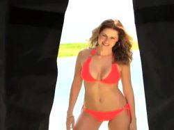 Jenna Fischer Bikini Photoshoot