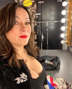 Jennifer Tilly Is One Of The Hottest 60 Year Old Women I’ve Ever Seen