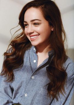 Mary Mouser From Cobrai Kai Is So Cute