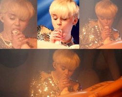 Miley Cyrus’ Blowjob Party 🍆💦