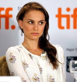 Natalie Portman Is Extremely Pretty.