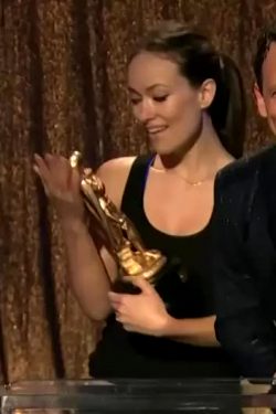 Olivia Wilde Enjoying Her Award