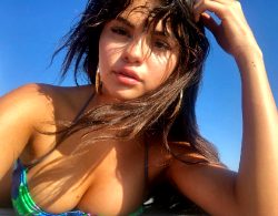 Selena Gomez Is Sexy AF!