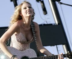 Taylor Swift C. 2008