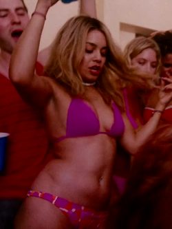 Vanessa Hudgens – Thicc And Bouncy In Spring Breakers