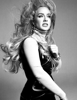 Vogue UK Nov 2021 – Adele By Steven Meisel.